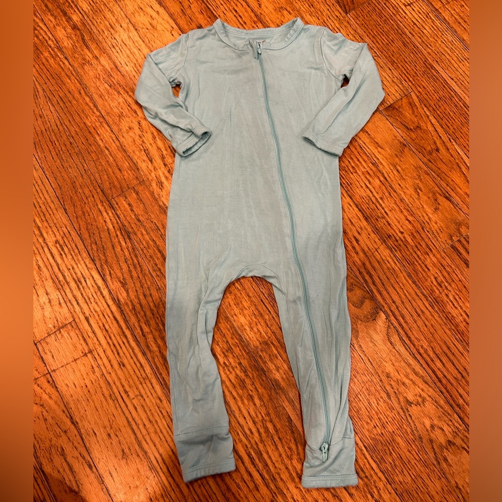 Kyte Baby  2t romper